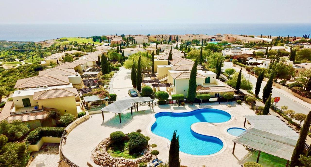 2 Bedroom Apartment Avdimou With Stunning Sea Views, Aphrodite Hills Resort كوكليا المظهر الخارجي الصورة